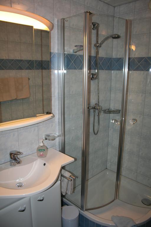 Apartament Haus Schnetzer Schruns Zewnętrze zdjęcie