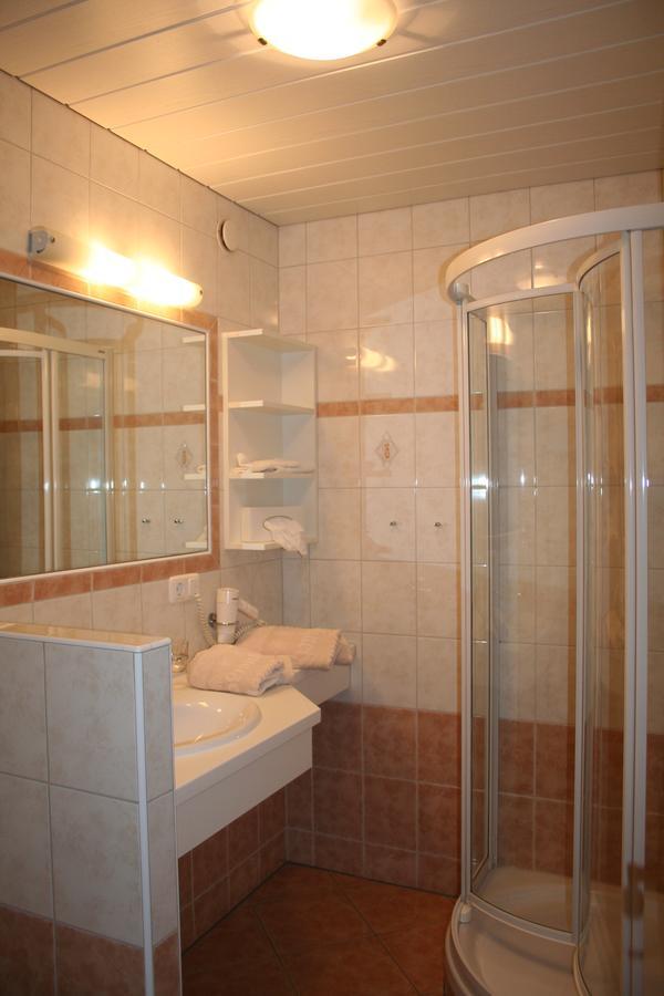 Apartament Haus Schnetzer Schruns Pokój zdjęcie